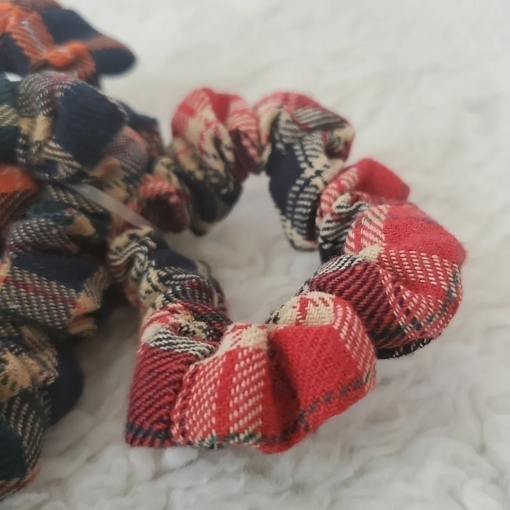 3 Pack Orange Navy Blue Red Green Tan Plaid Bow Scrunchie Set NWT